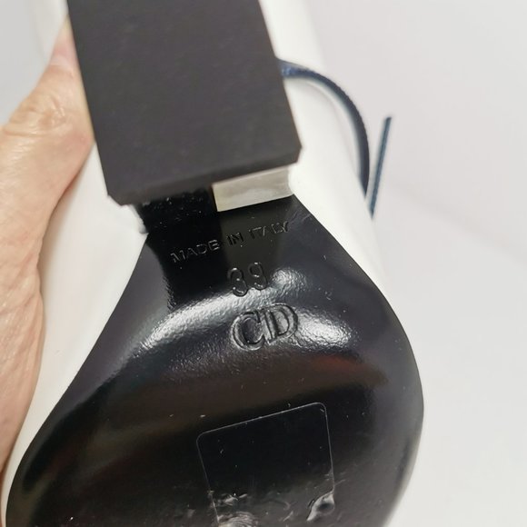 Dior Runway White Sculptured Navy Blue Heel - Picture 10 of 12